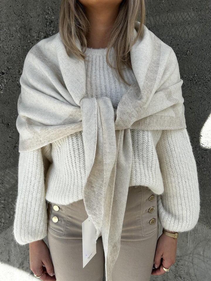 Triangle scarf