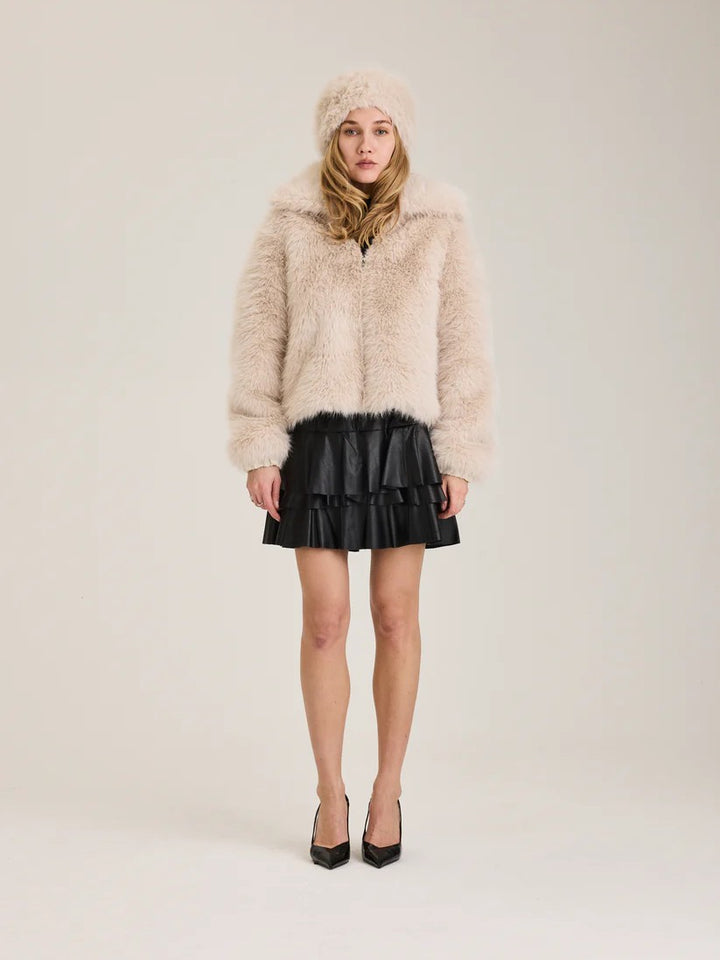AlaskaRV faux fur headband