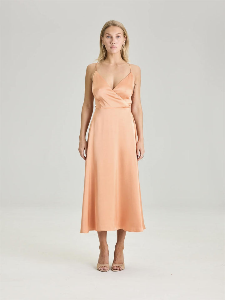 Bow dress