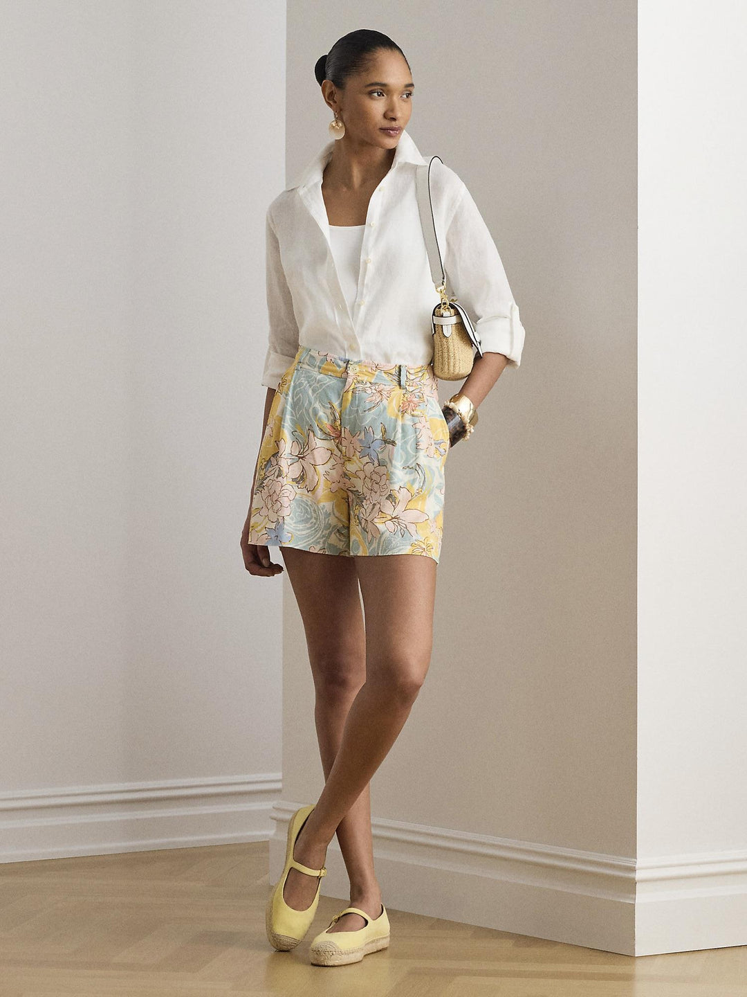 Floral linen shorts