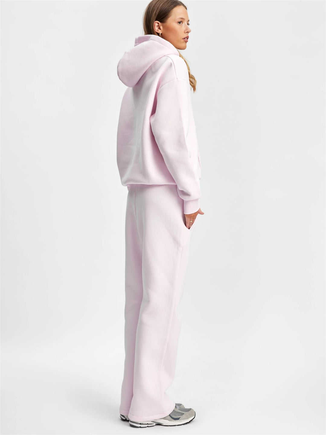 W. Cosmo SL Sweatpants