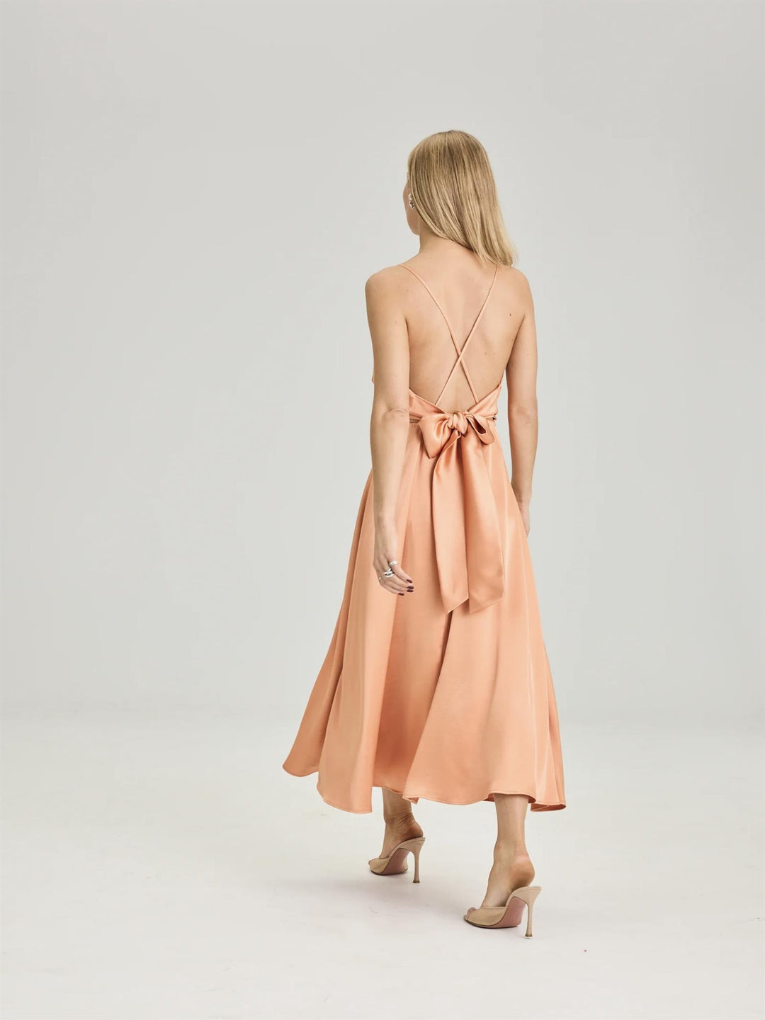 Bow dress