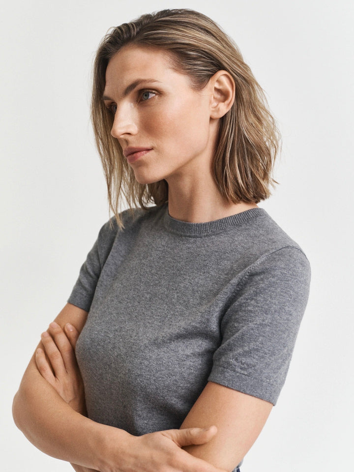 Light knit ss c-neck