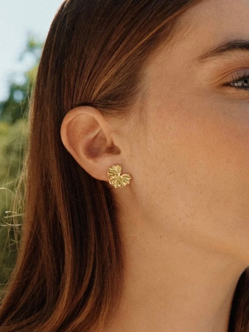 Gerana Studs S Gold