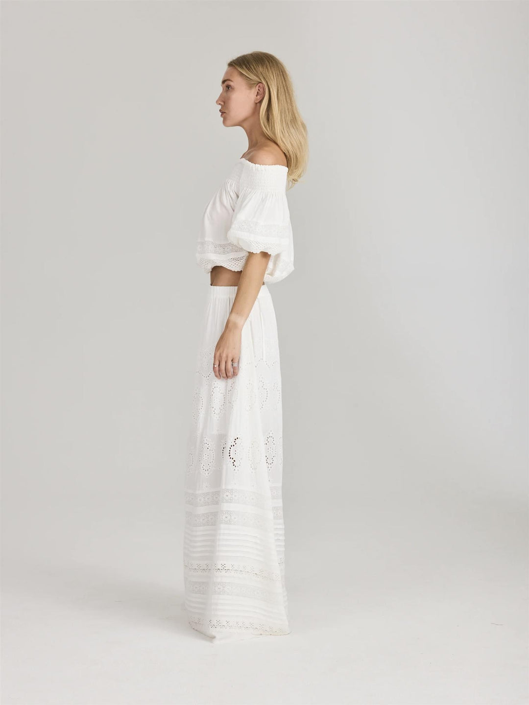 Lita offshoulder