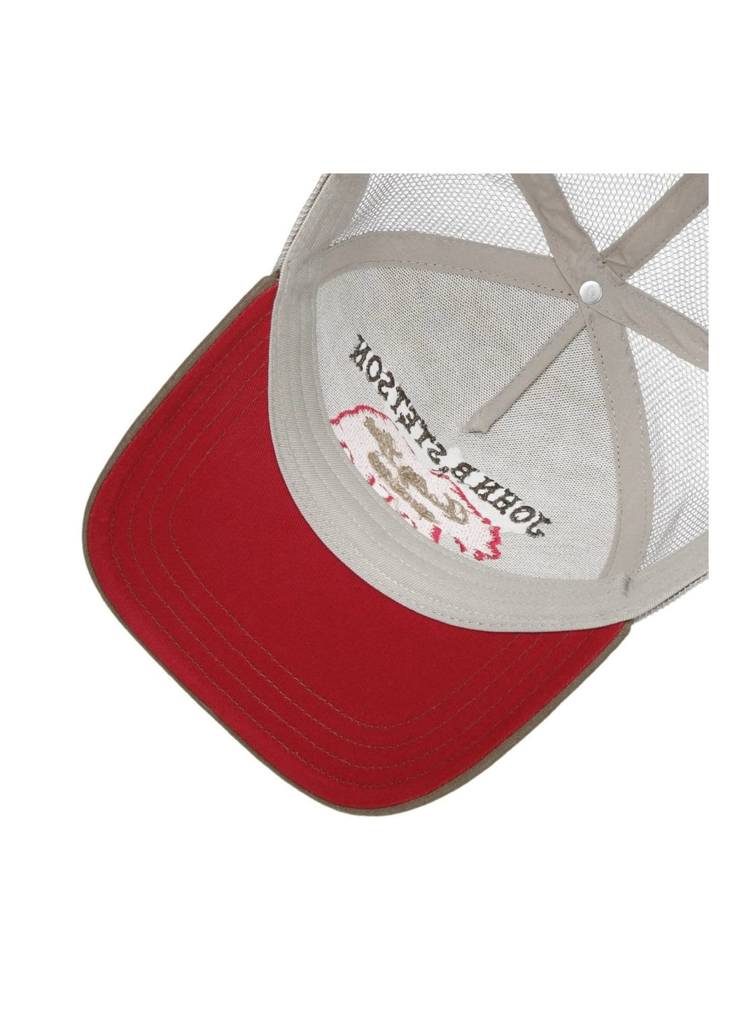 Trucker cap bear