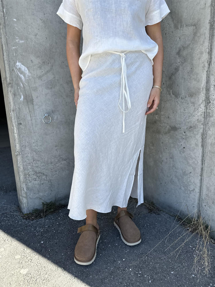 Blonda linen skirt