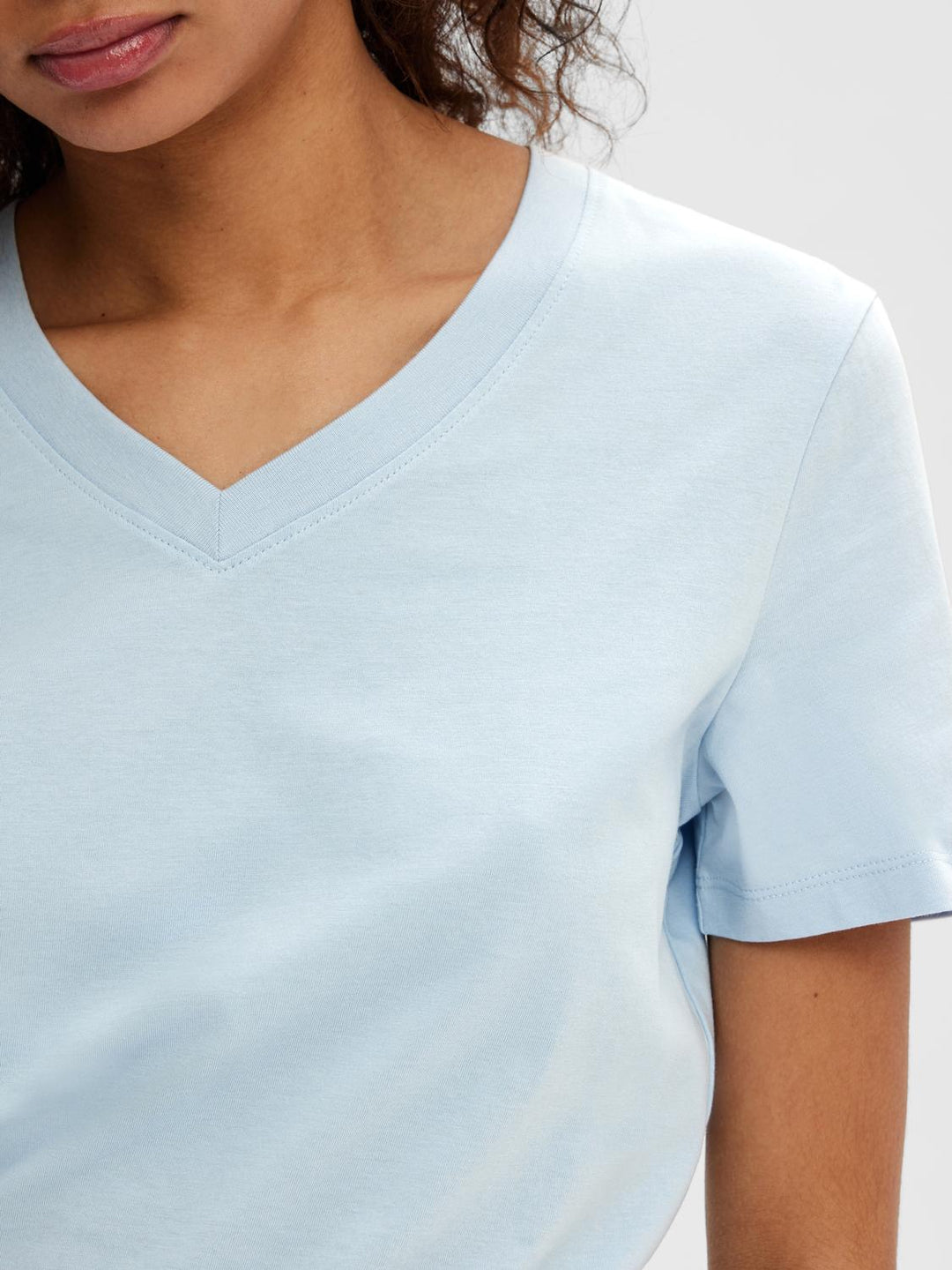 Slwessential Ss V-Neck Tee Noos