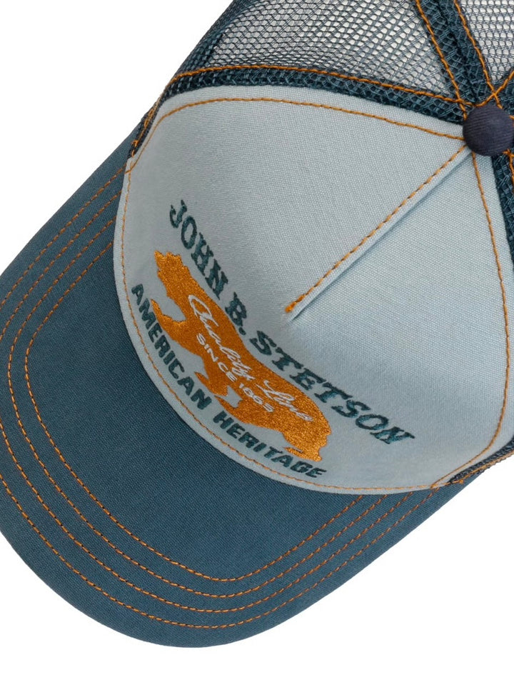 Trucker cap bear
