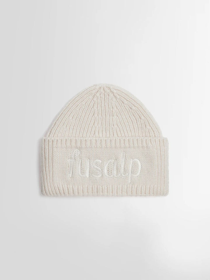 KNIT BEANIE