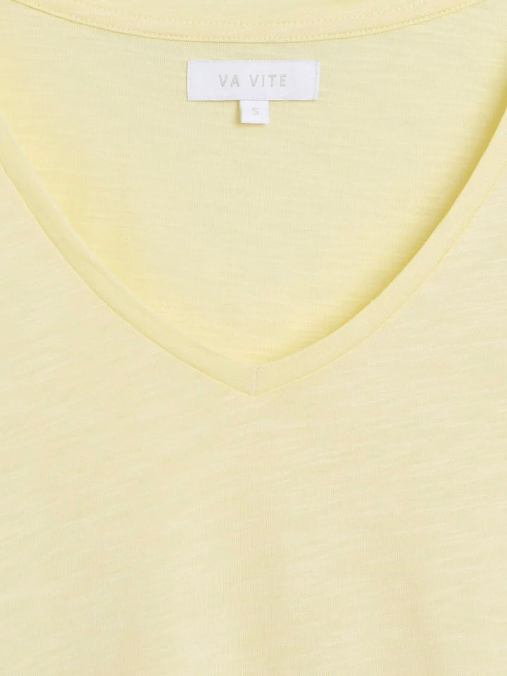 Ava V-Hals T-Skjorte