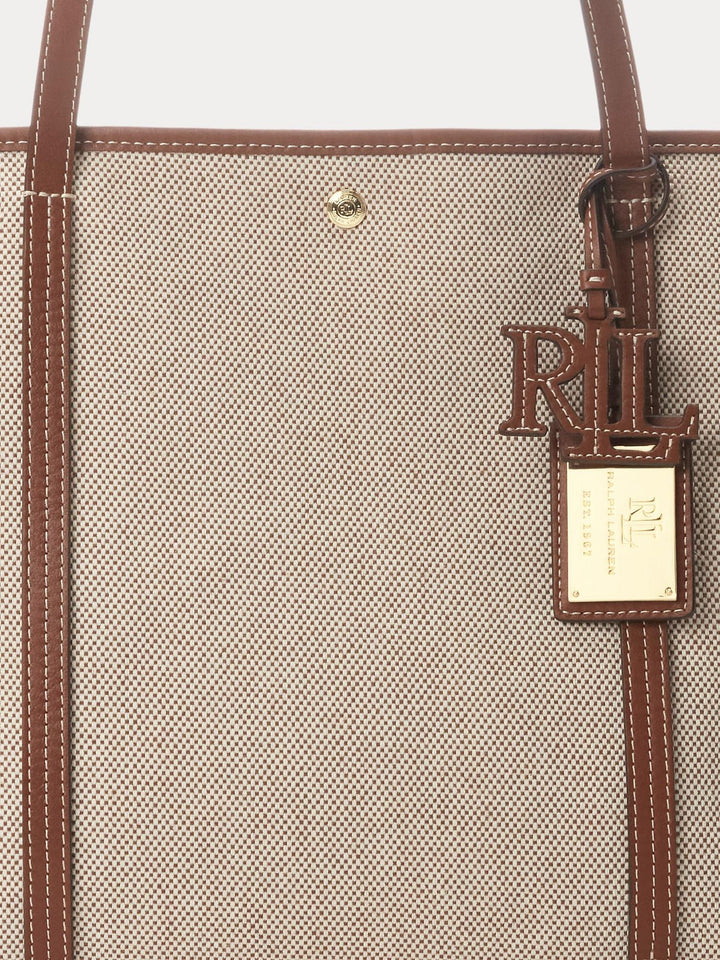 Emerie Tote