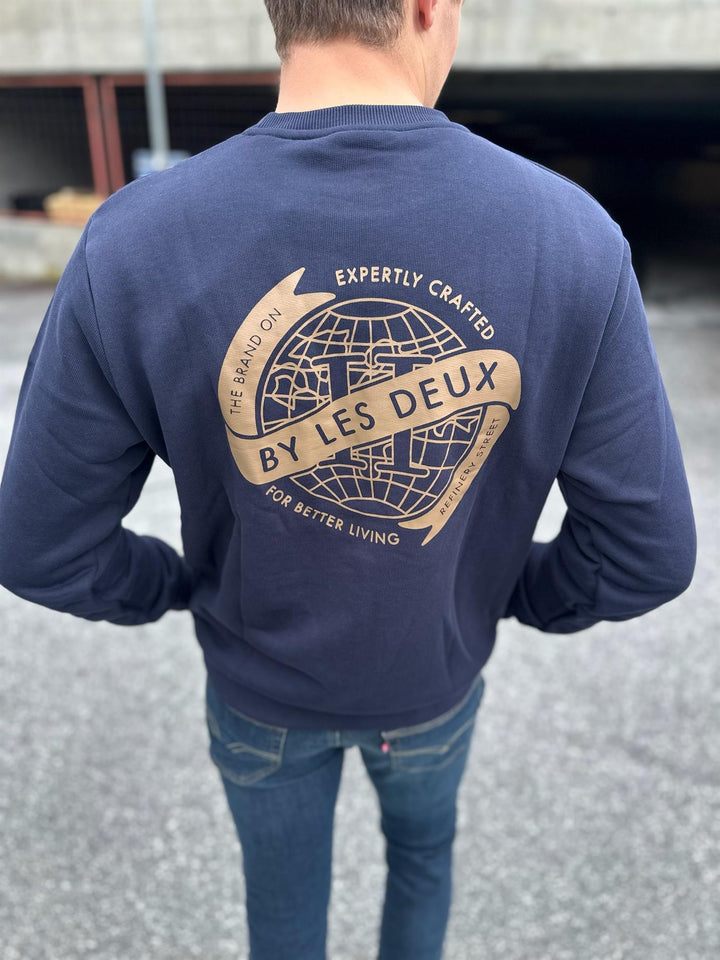 Globe Sweatshirt