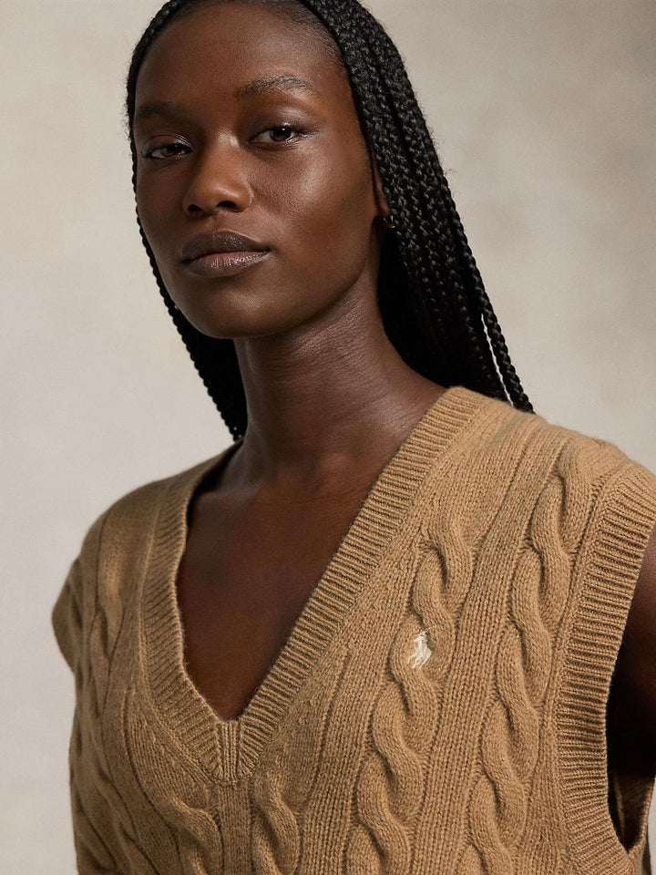Cable knit cashmere vest