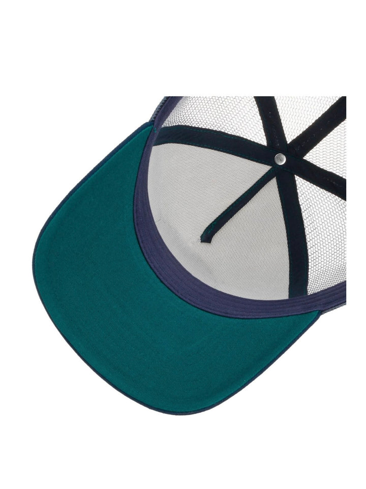 Trucker cap golf club