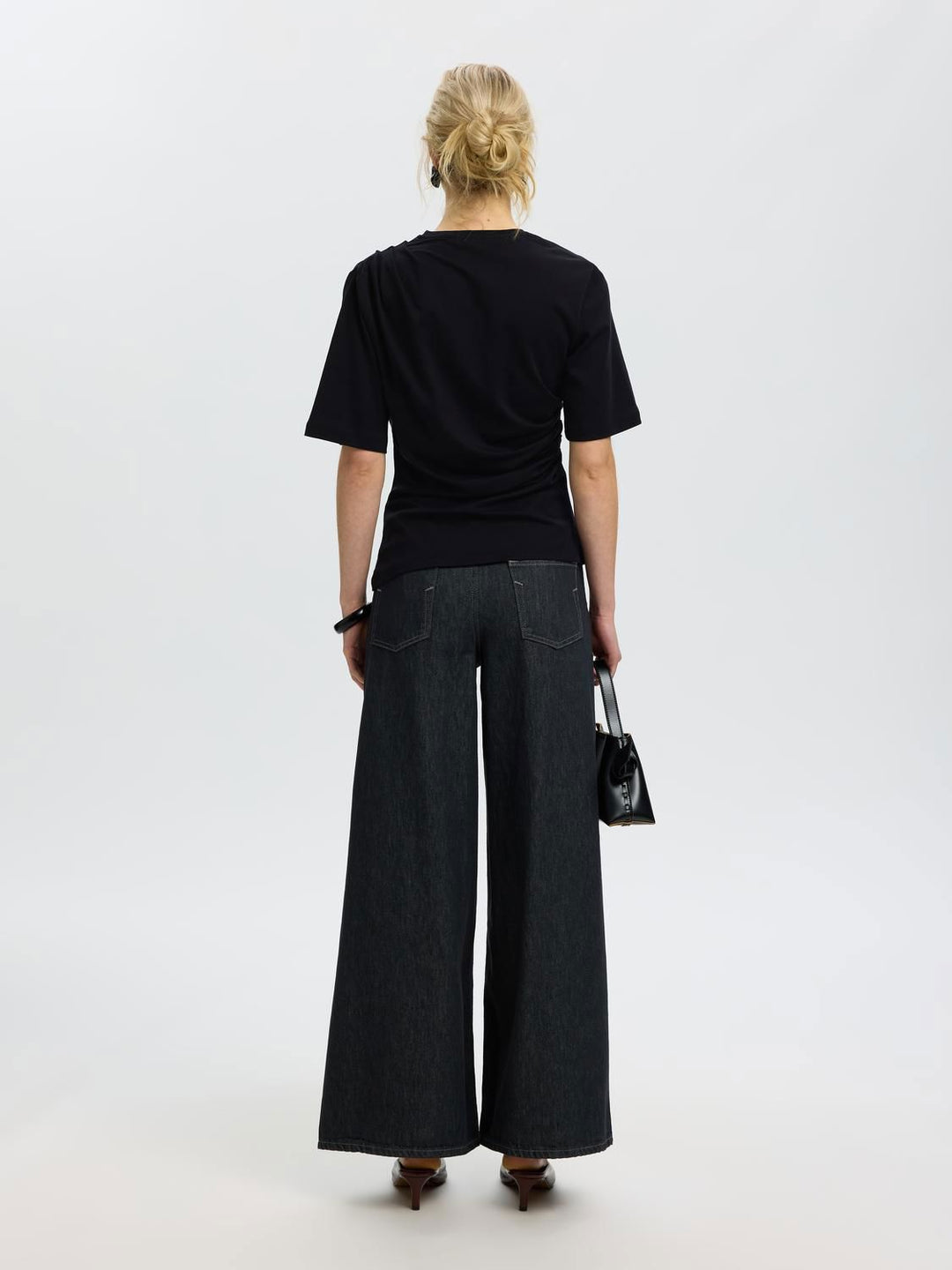 Slwtaj Light Twist Tee Noos