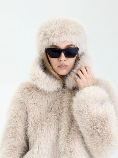 AlaskaRV faux fur headband