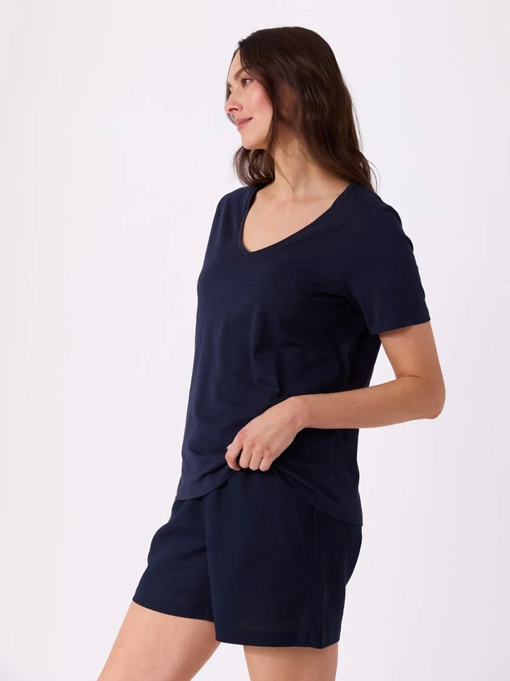 Ava V-Hals T-Skjorte