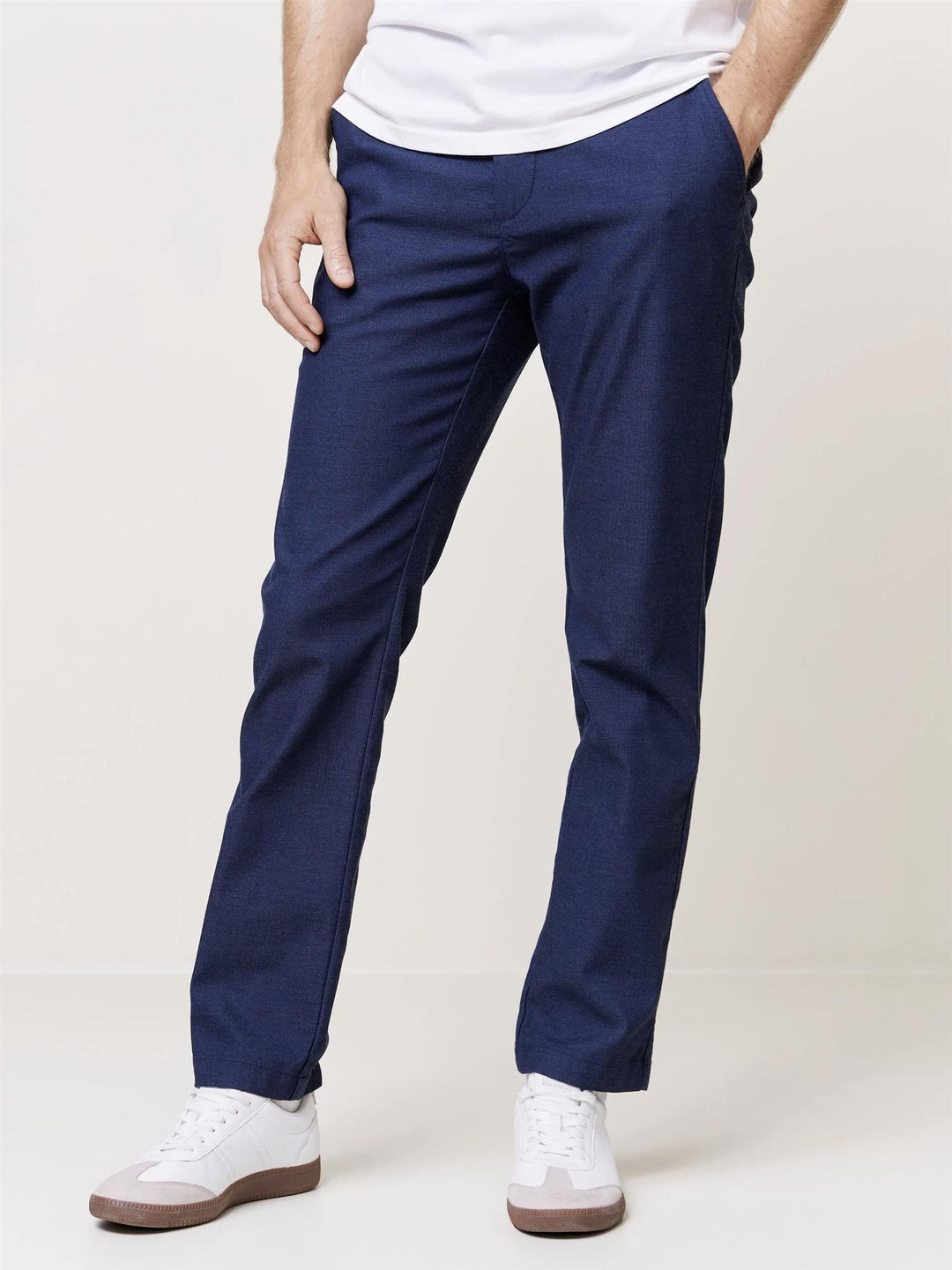 Christer herringbone chinos