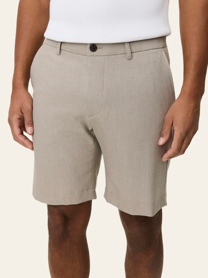 Como Reg Solid Shorts