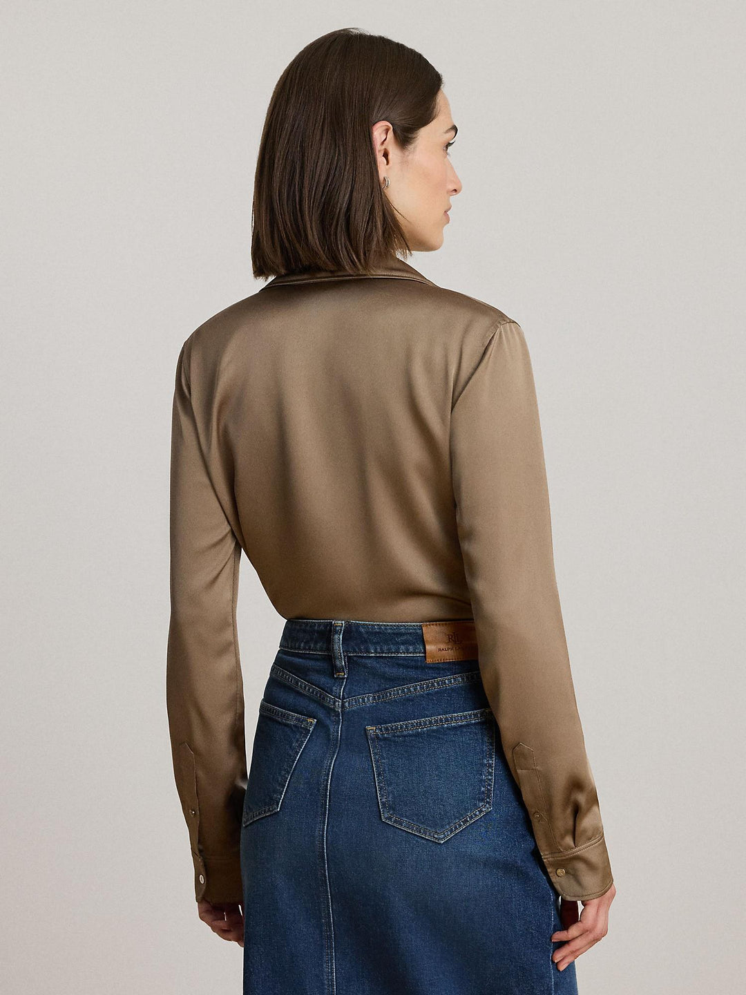 Classic fit satin shirt