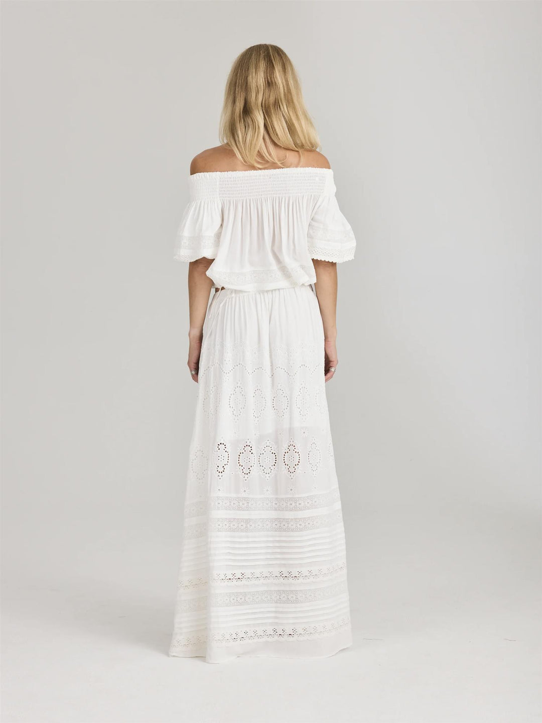 Lita offshoulder