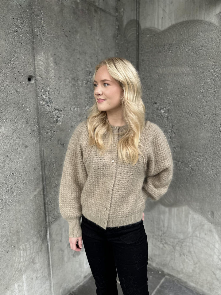 Sara Cardigan