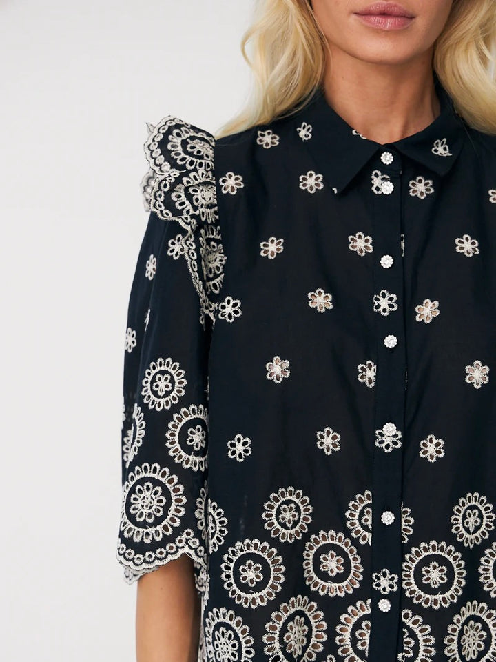 Lysacras shirt