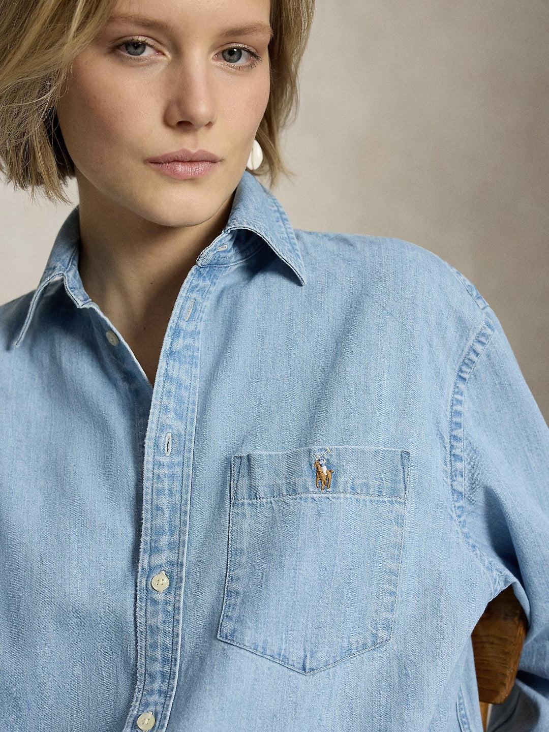 THE BIG DENIM SHIRT