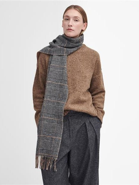 Noelle reversible scarf