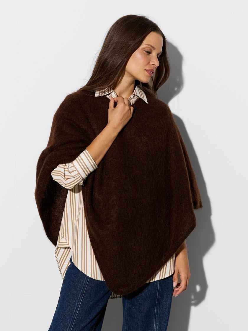 Helena Poncho