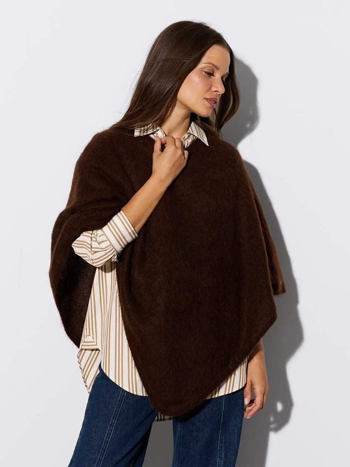 Helena Poncho