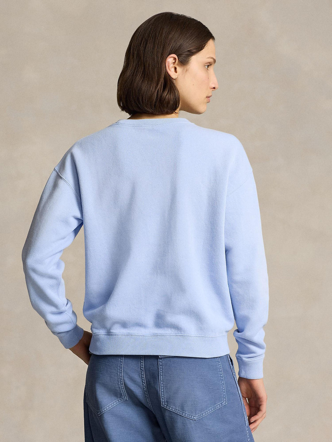 Lightweight pullover