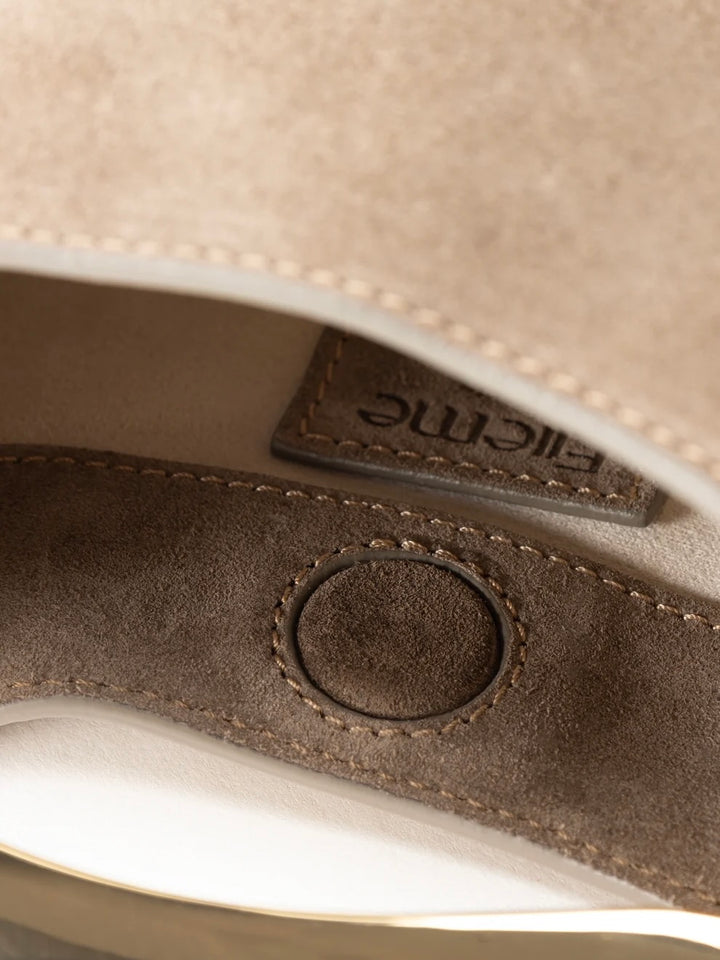 Mini Boomerang Suede