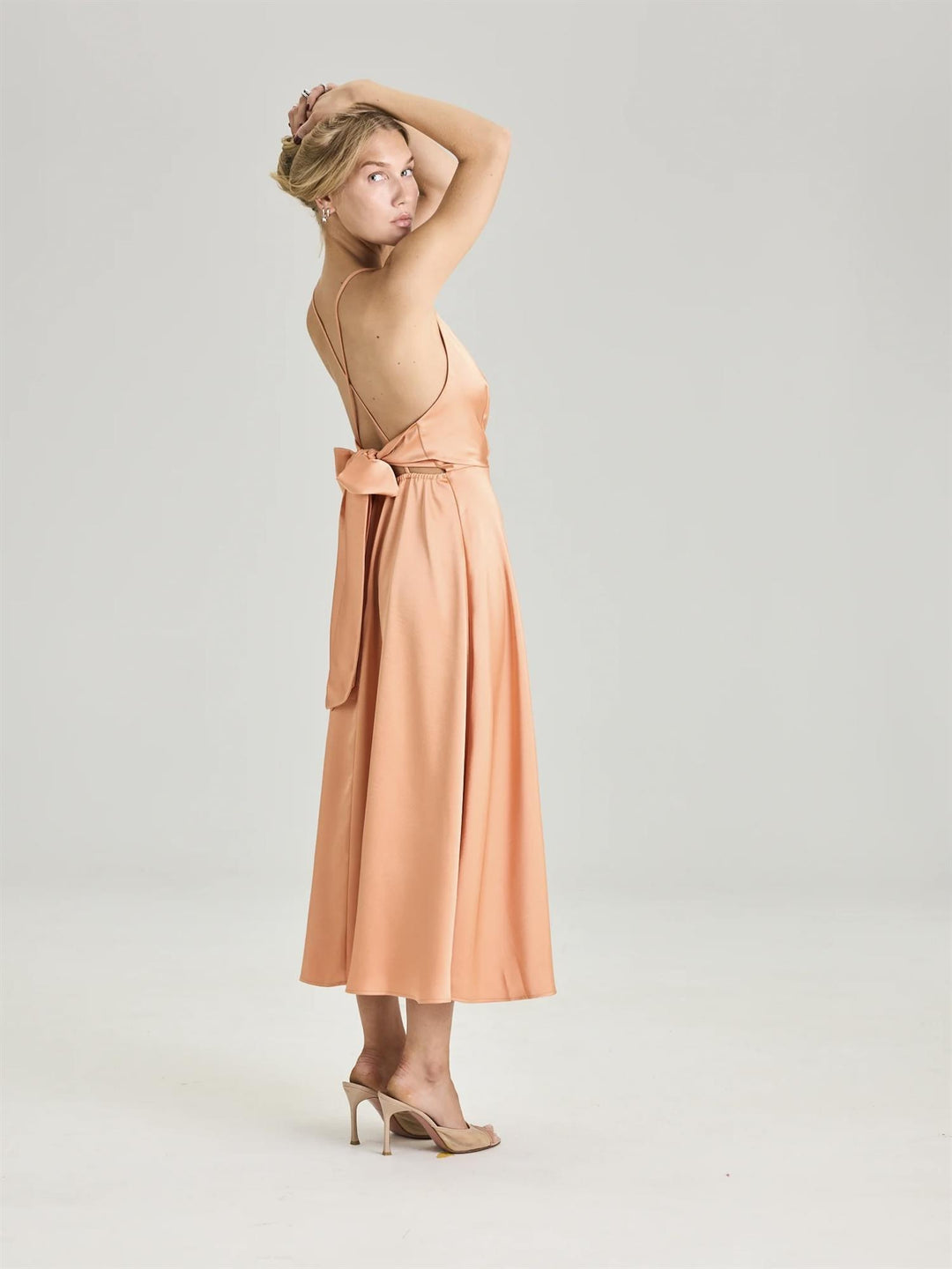 Bow dress