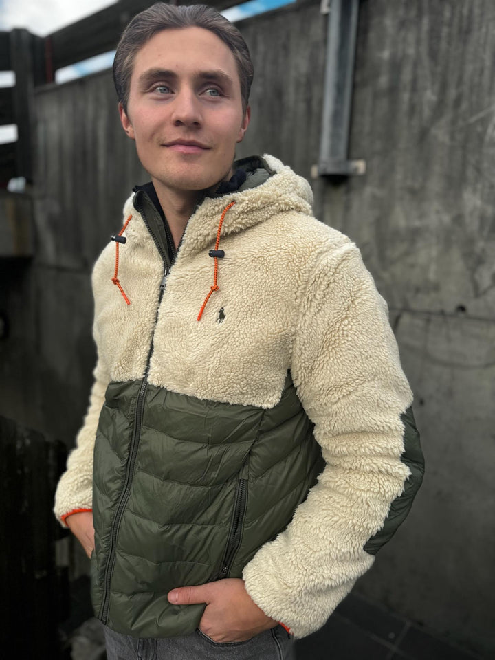 The colden hybrid jacket